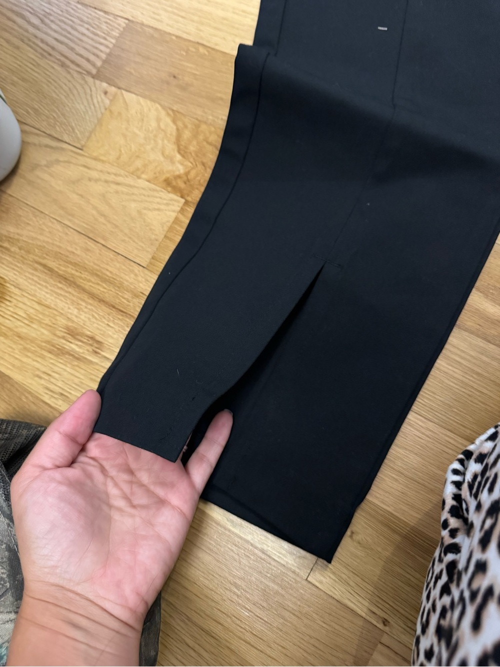 Old navy pixie split hem pants - Picture 6 of 6
